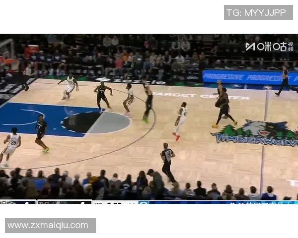 爱德华兹高效得分难救主球队失利全场19投11中砍下31分表现依旧亮眼