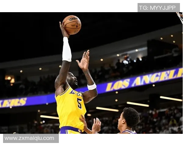 沃特森半场表现惊艳5投4中斩获13分并罚球全中